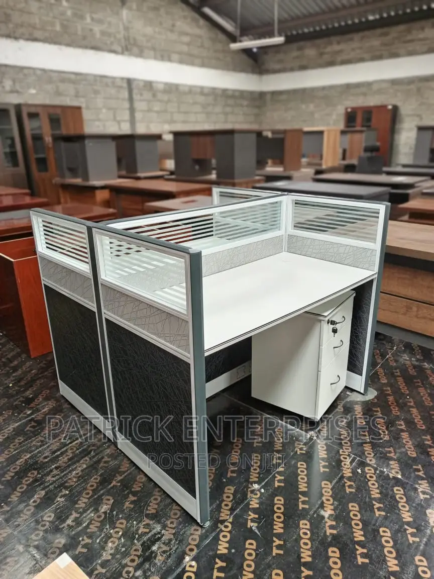 Executive Imported Morden 2 Way Workstation