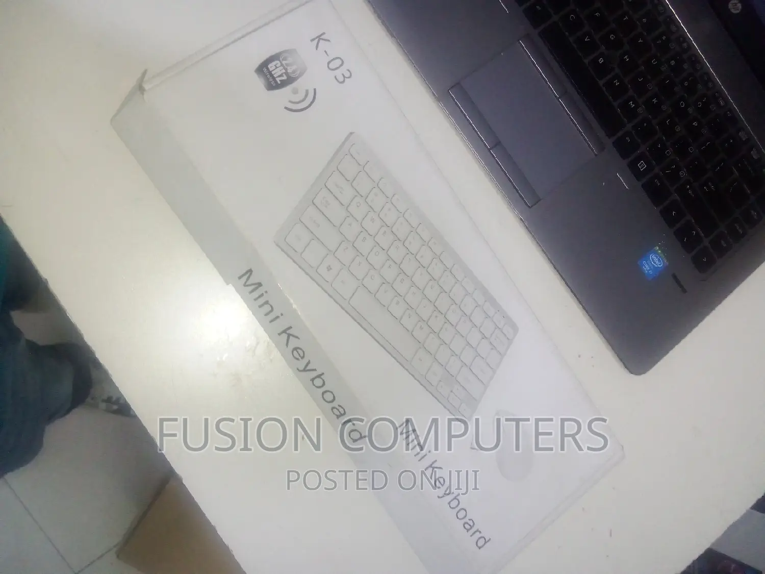 Mini Portable Wirelesskeyboard Mouse2450mhz-2476mhz USB K-03