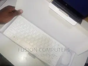 Mini Portable Wirelesskeyboard Mouse2450mhz-2476mhz USB K-03