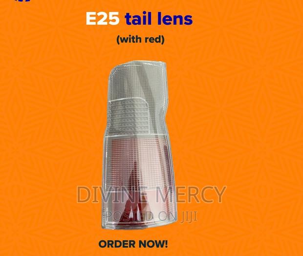 E25 Tail Lens With Red