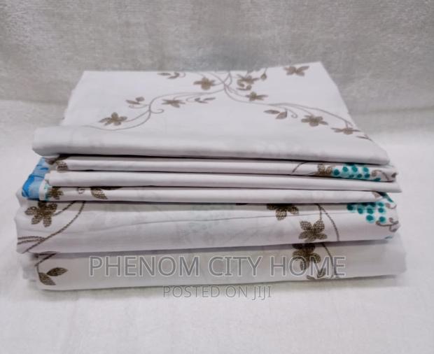 Large Cotton Bedsheet Set - thumbnail 3
