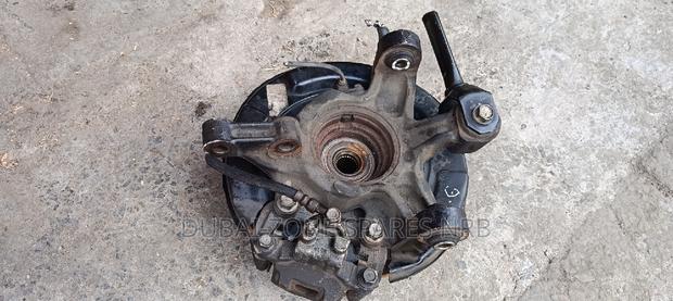 Kluger, Lexus, Harrier, EX Japan Rear Wheel Hubs Complete. - thumbnail 5