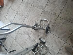 1.36 Oxygen Cylinder Trolley. - thumbnail 2