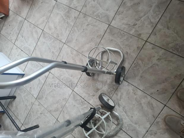 1.36 Oxygen Cylinder Trolley. - main view