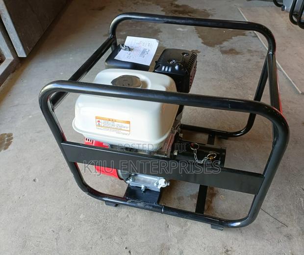 Honda Poker Vibrator 5.5hp - thumbnail 4