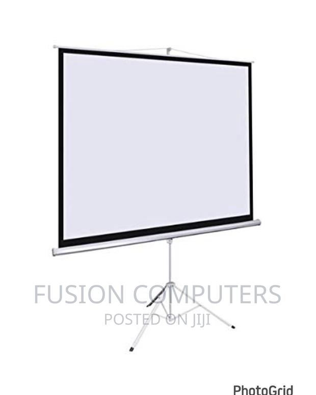Tripod Projector Screen 180 X 180