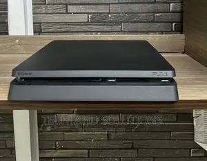 Ex UK Ps4 Slim
