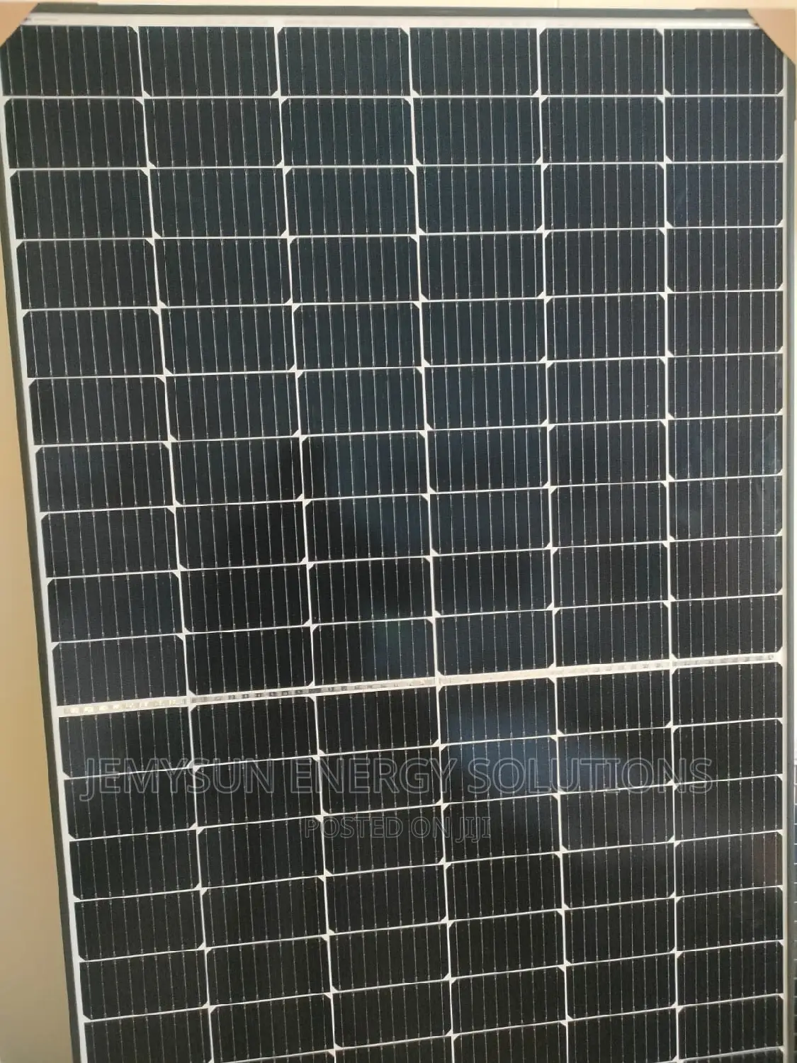 550w/560w/565w/570w/580 Solar Modules/Panels Monocrystalline