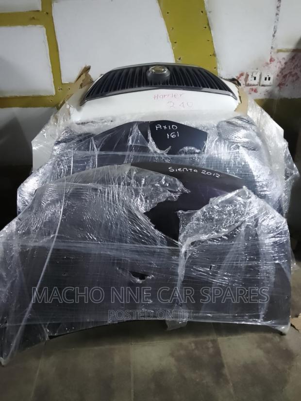 Toyota Sienta 2012 Bonnet