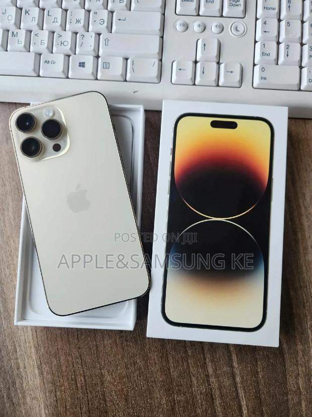 Apple iPhone 14 Pro Max 256 GB Rose Gold - main view