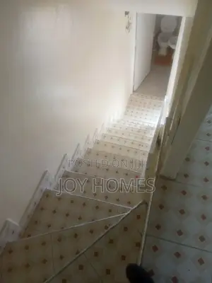 3bdrm Mansion in Nairobi West for rent