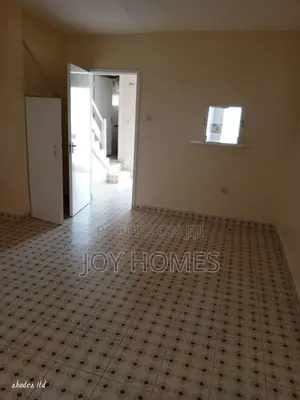 3bdrm Mansion in Nairobi West for rent
