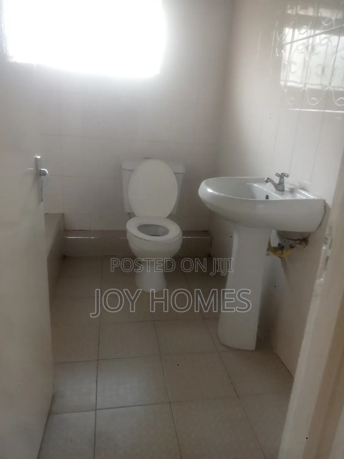 3bdrm Mansion in Nairobi West for rent