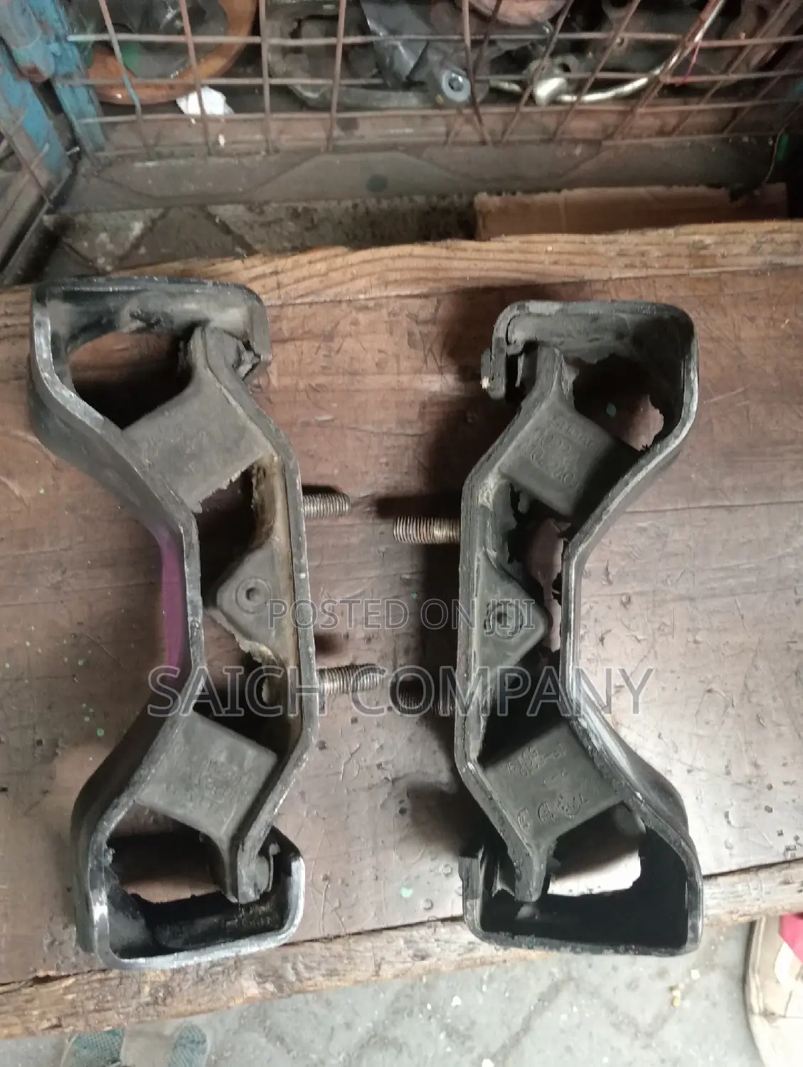 Subaru Forester SF5 Manual Gearbox Mountain