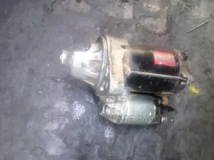 Toyota Hiace 7 L Starter