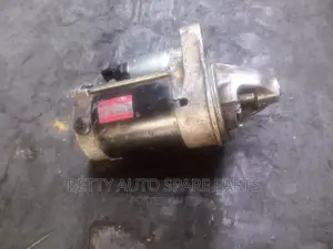 Toyota Hiace 7 L Starter