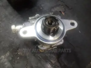 Toyota Hiace 7 L Steering Pump or Cartilage 1 Kd