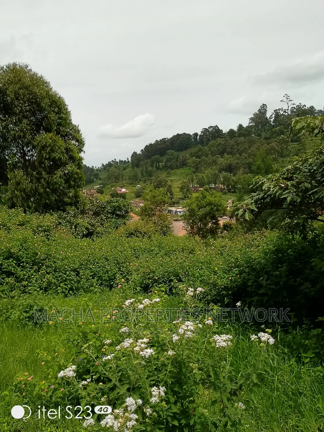 Mua -Kaloleni 2 Acres Half Quick Sale 2.9M Per Acre