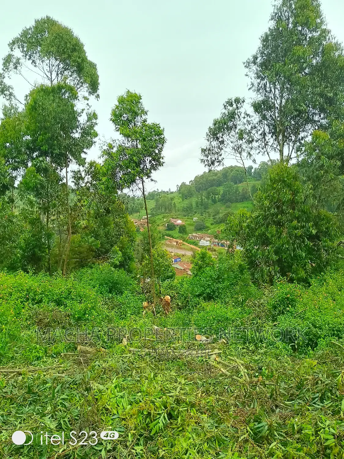 Mua -Kaloleni 2 Acres Half Quick Sale 2.9M Per Acre