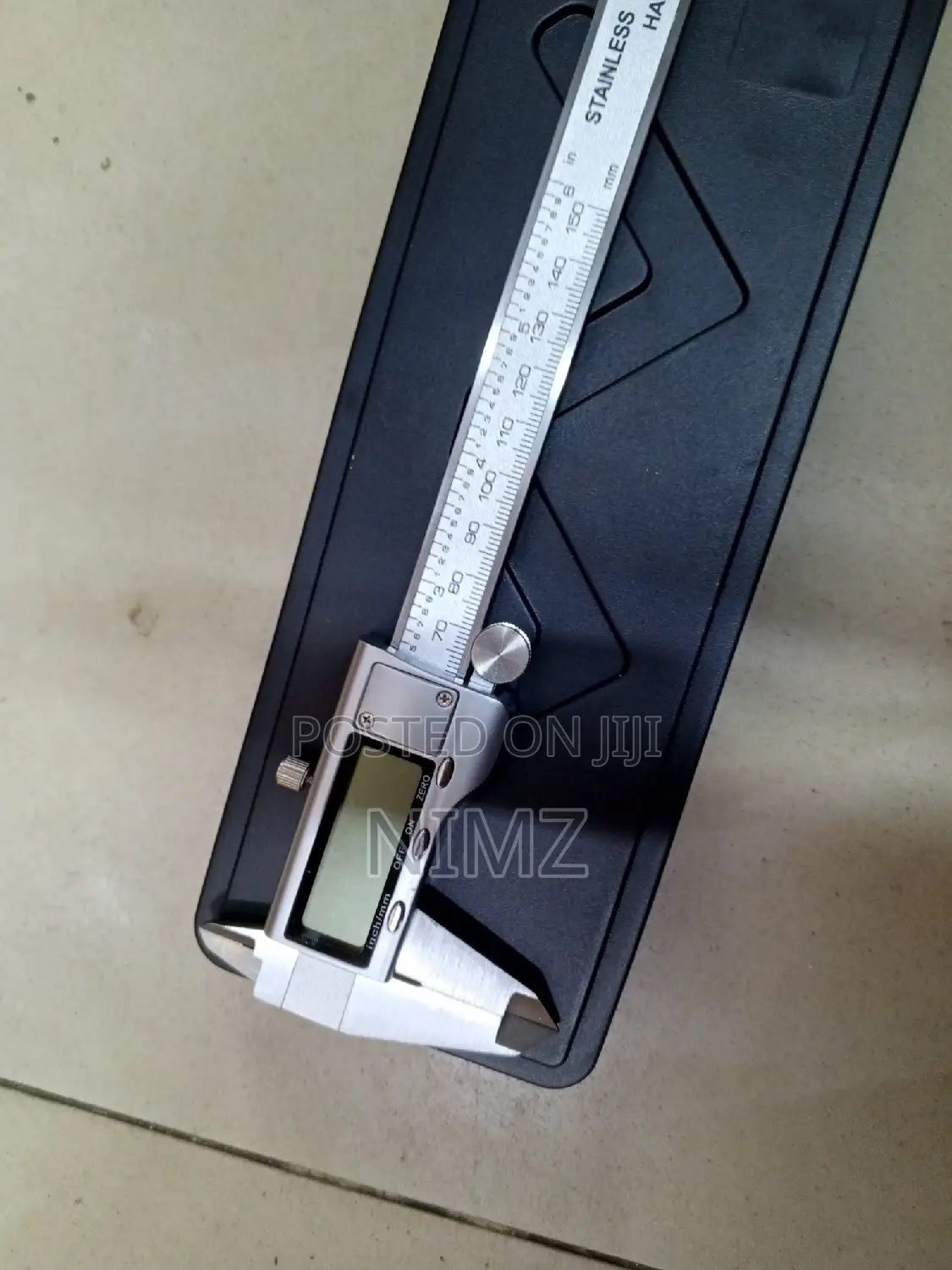 LCD Digital Caliper 0-150mm 6 "Stainless