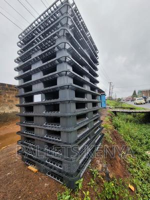 Plastic Pallets- Heavy Duty Plastic Pallets. (OV011) - thumbnail 2