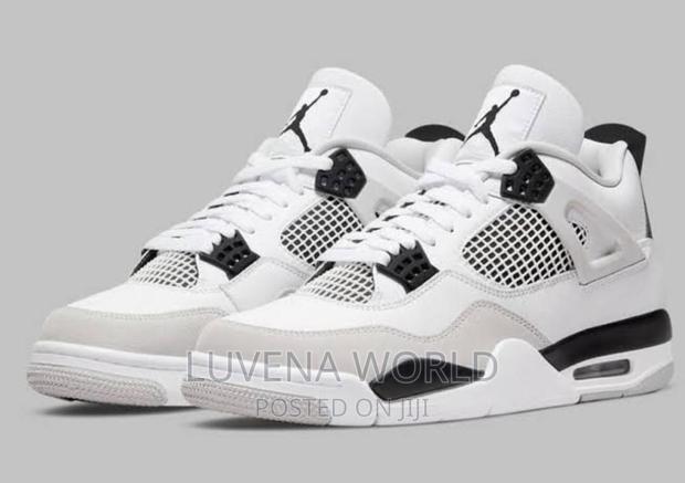 Quality Jordan 4s - thumbnail 3