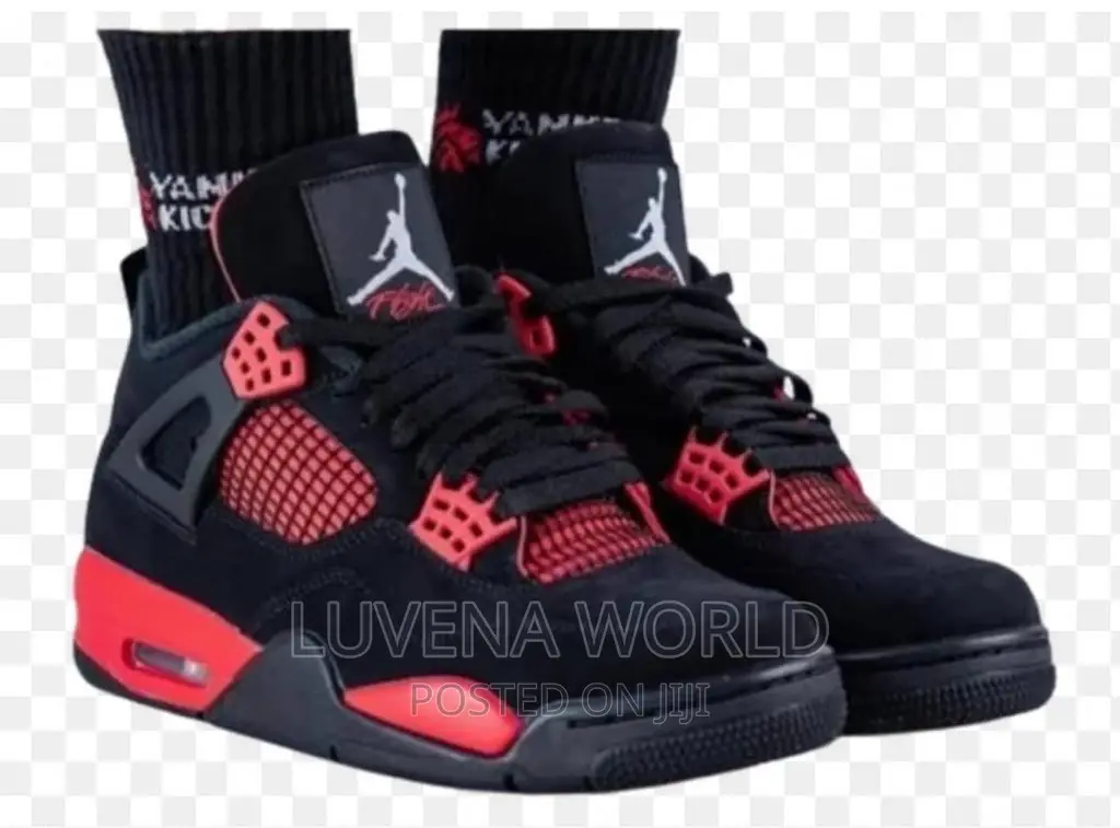 Thunder Jordan 4s