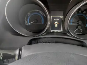 Toyota Auris 2016 White
