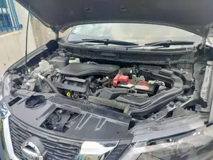 Nissan X-Trail 2016 Gray
