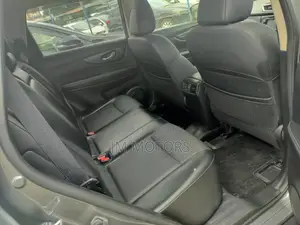 Nissan X-Trail 2016 Gray