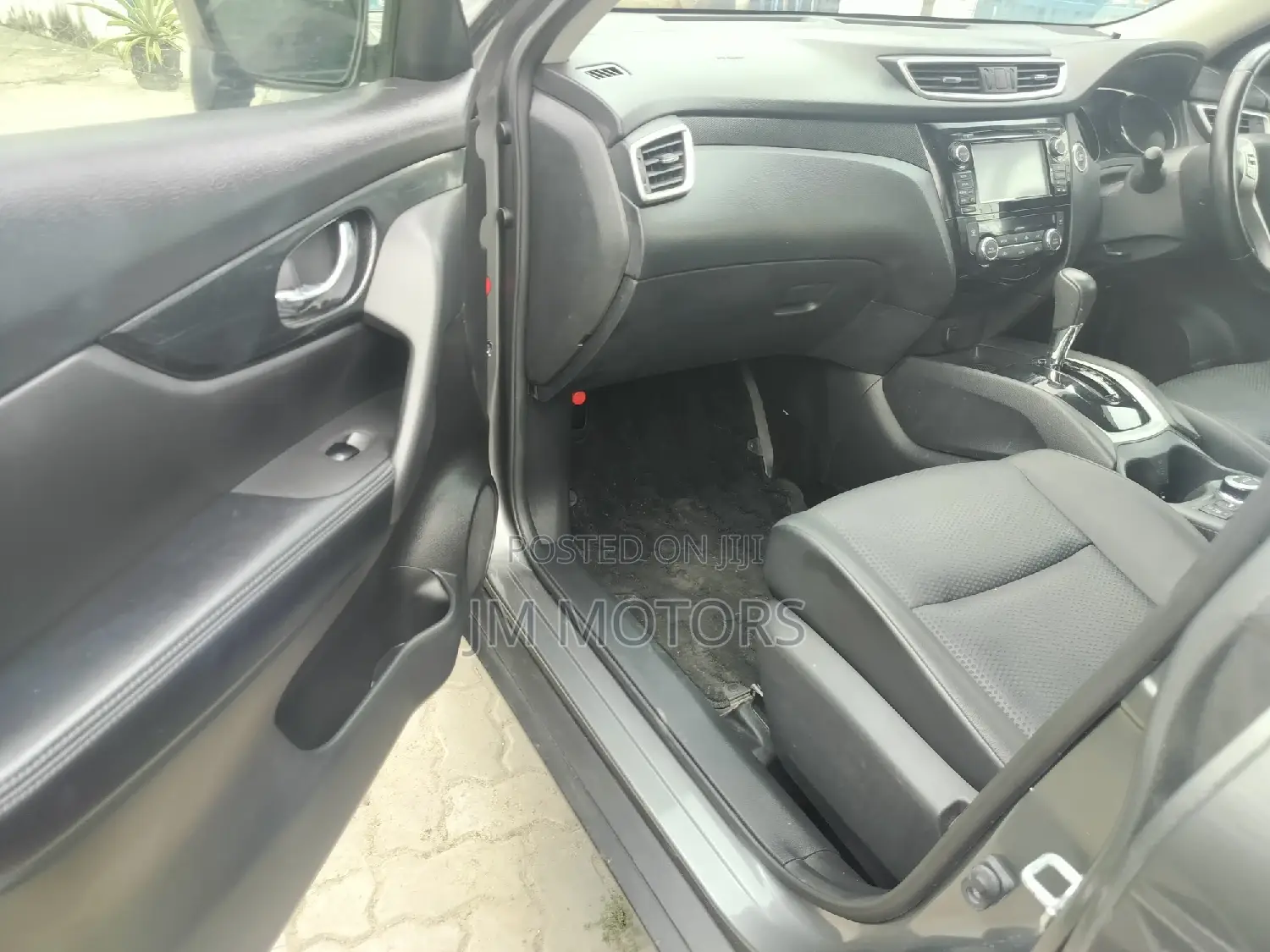 Nissan X-Trail 2016 Gray