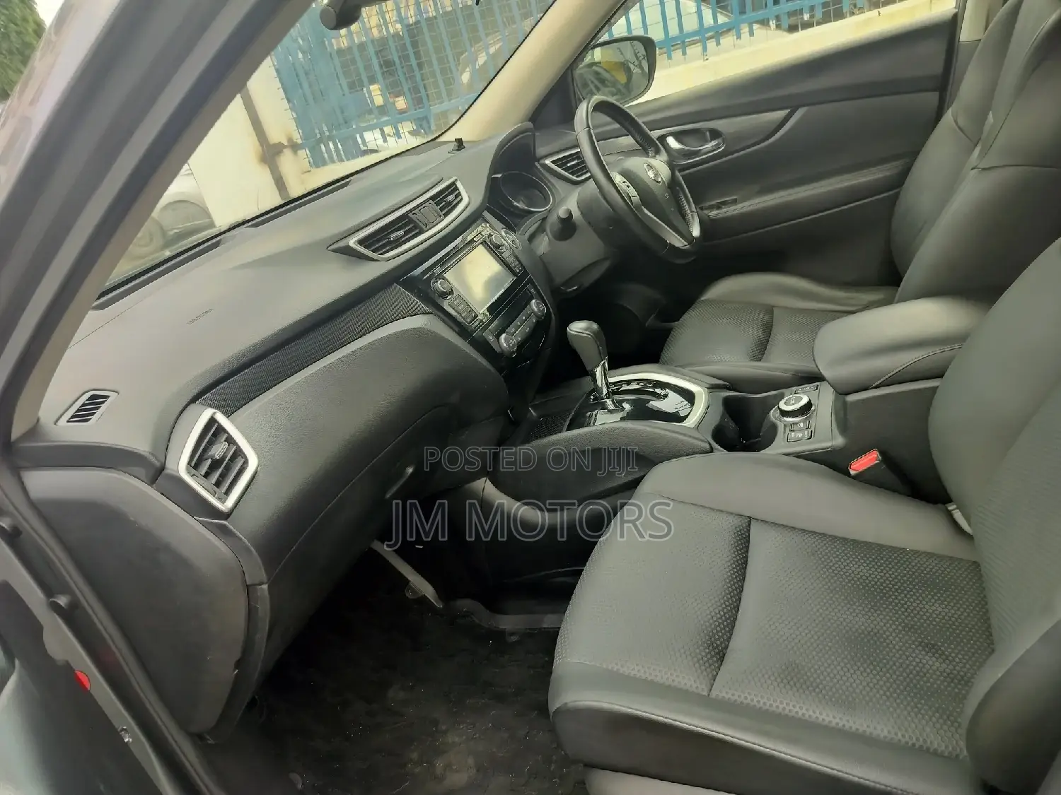 Nissan X-Trail 2016 Gray