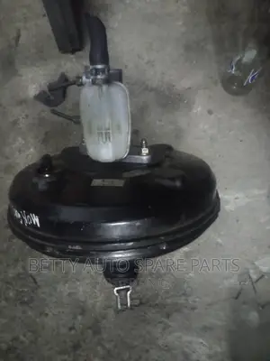Toyota Noah Booster