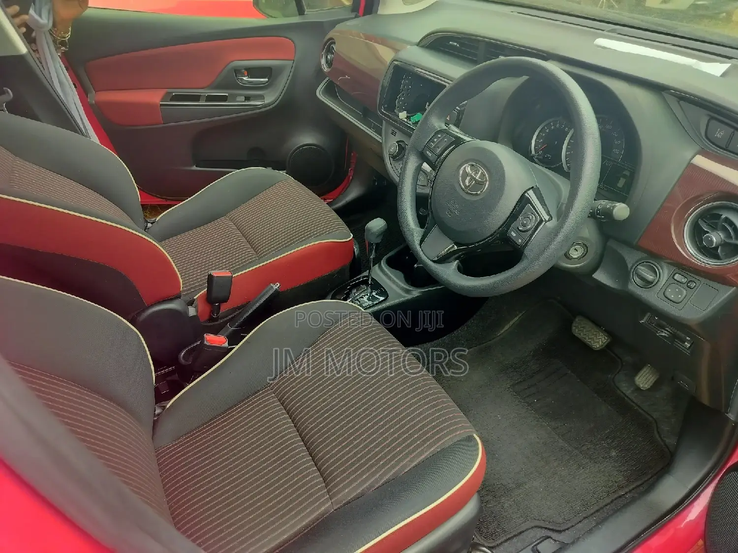 Toyota Vitz 2016 Pink