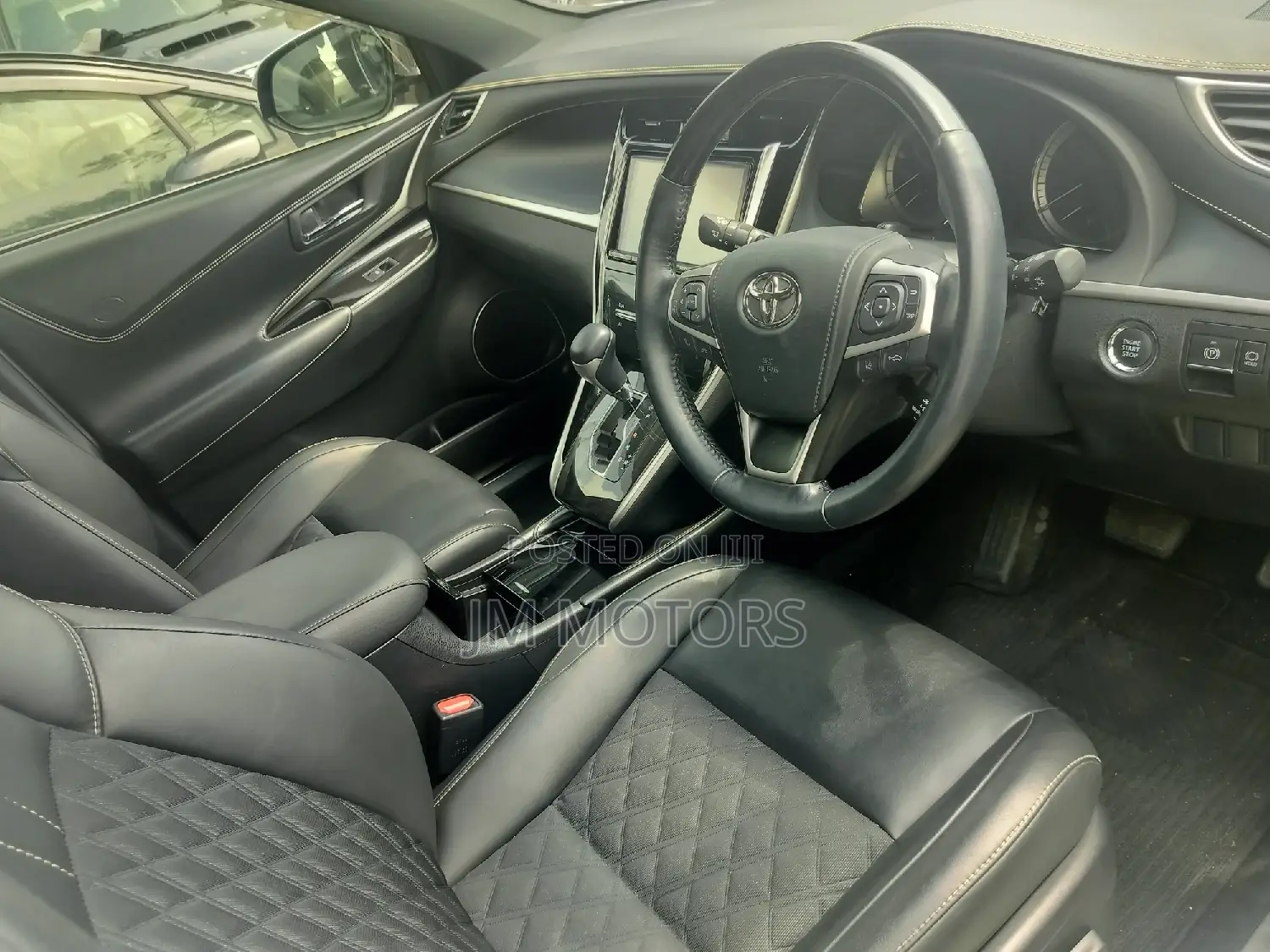 Toyota Harrier 2017 Silver