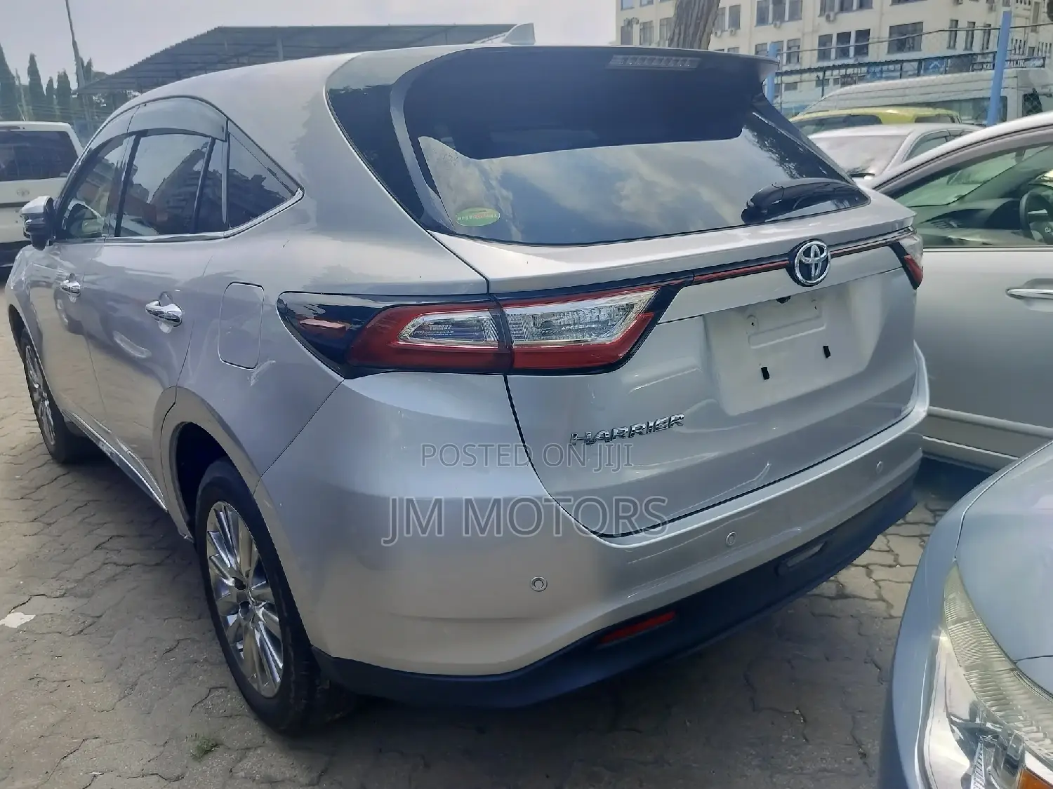 Toyota Harrier 2017 Silver