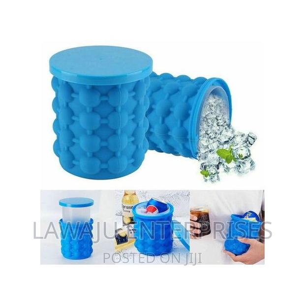 Silicone Ice Cube Maker - thumbnail 2