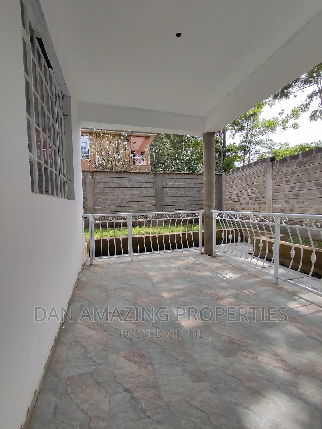 4bdrm Maisonette in Plus 2 Dsq, Rimpa for sale