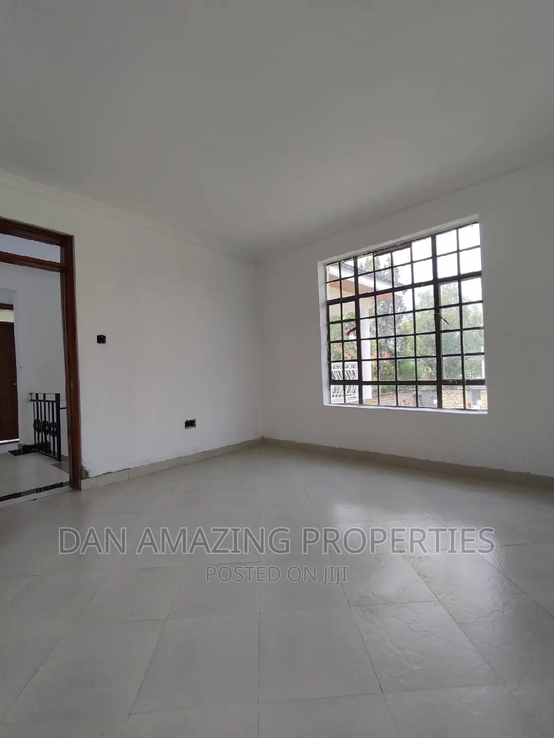 4bdrm Maisonette in Plus 2 Dsq, Rimpa for sale