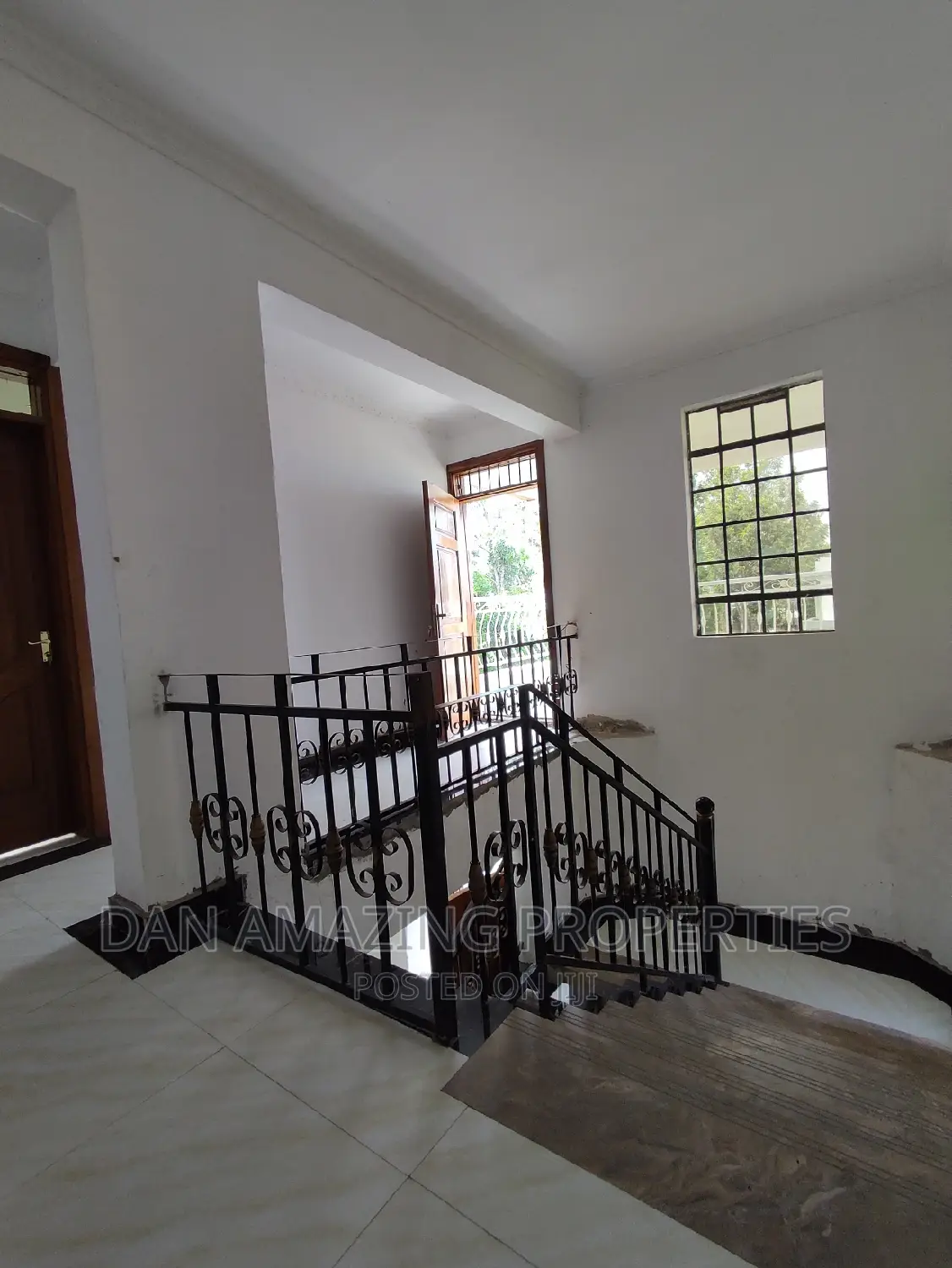 4bdrm Maisonette in Plus 2 Dsq, Rimpa for sale