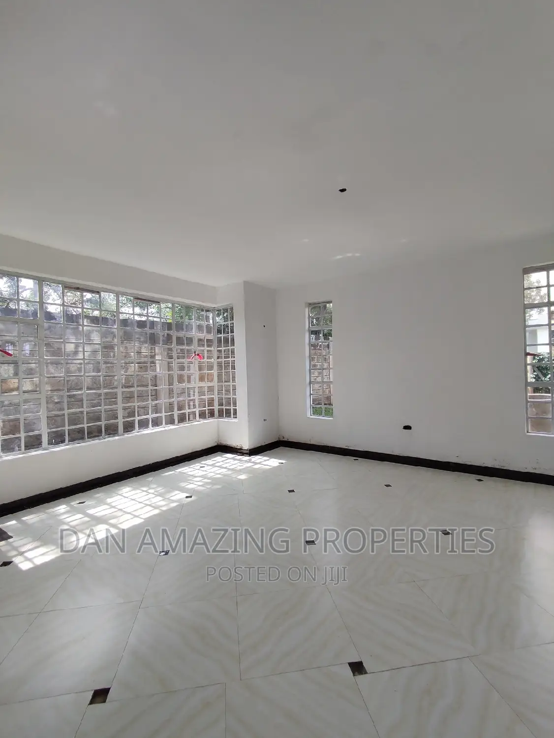 4bdrm Maisonette in Plus 2 Dsq, Rimpa for sale