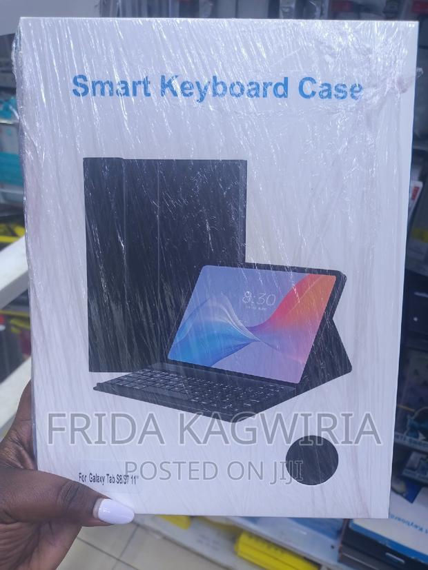 Samsung Galaxy Tab S8 Smart Keyboard Case - main view