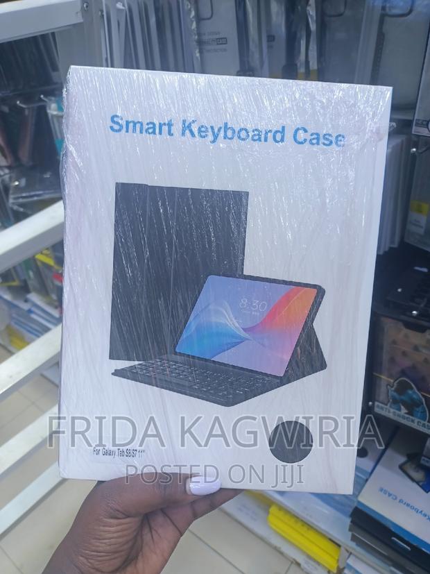 Samsung Galaxy Tab S8 Smart Keyboard Case - thumbnail 2