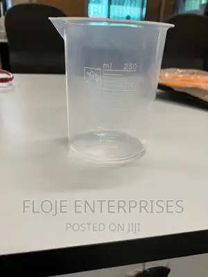 Beaker 250ml Plastic