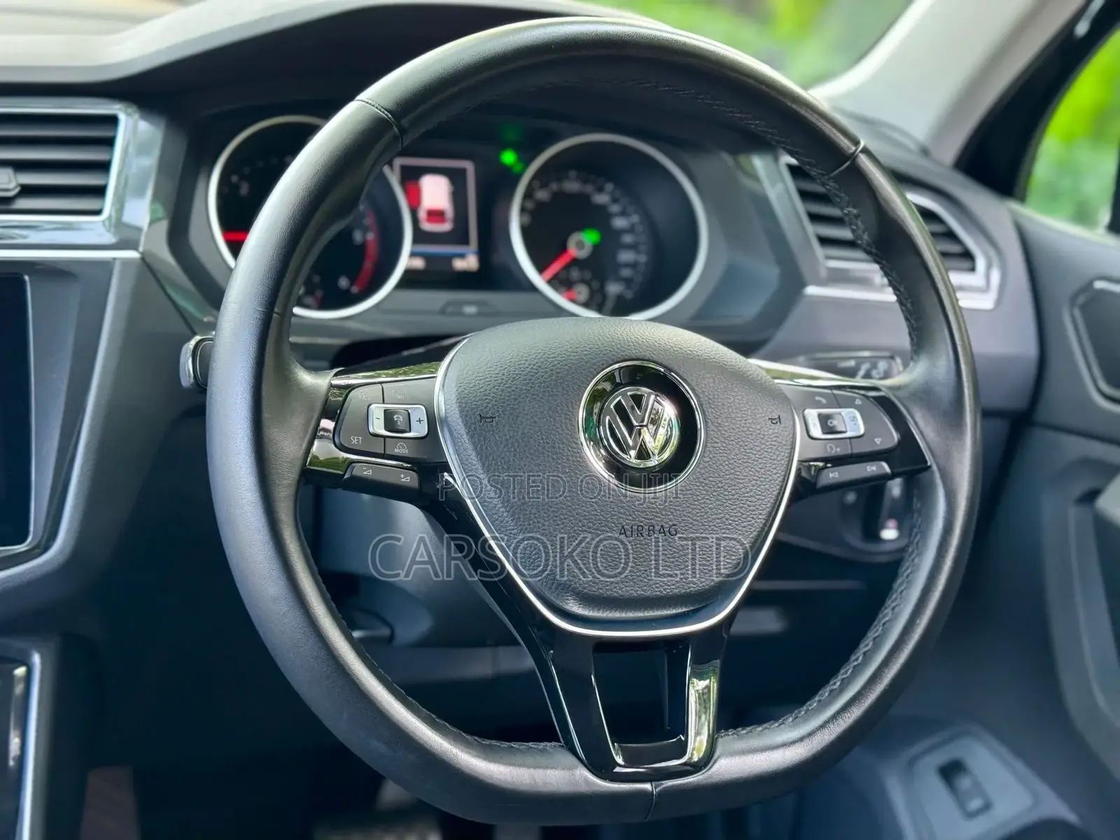 Volkswagen Tiguan 2.0T SE AWD 4MOTION 2018 Black