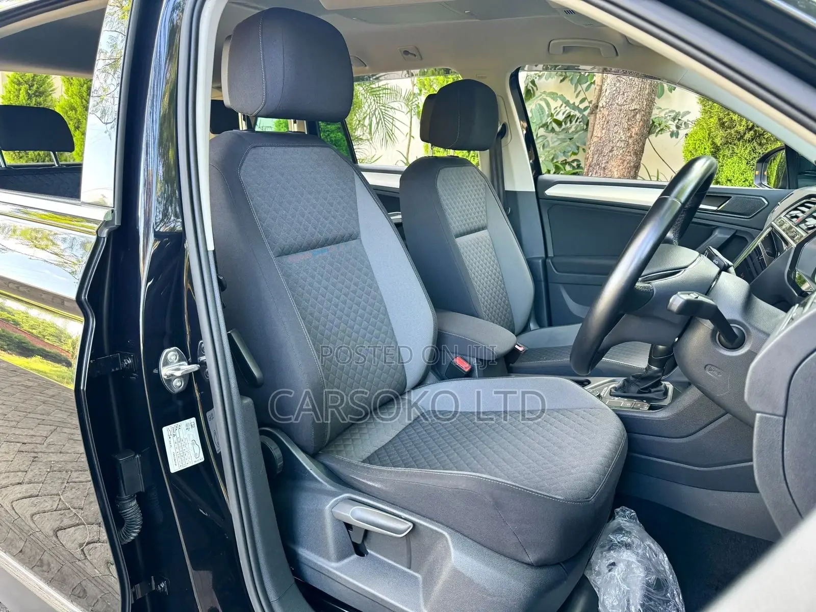 Volkswagen Tiguan 2.0T SE AWD 4MOTION 2018 Black