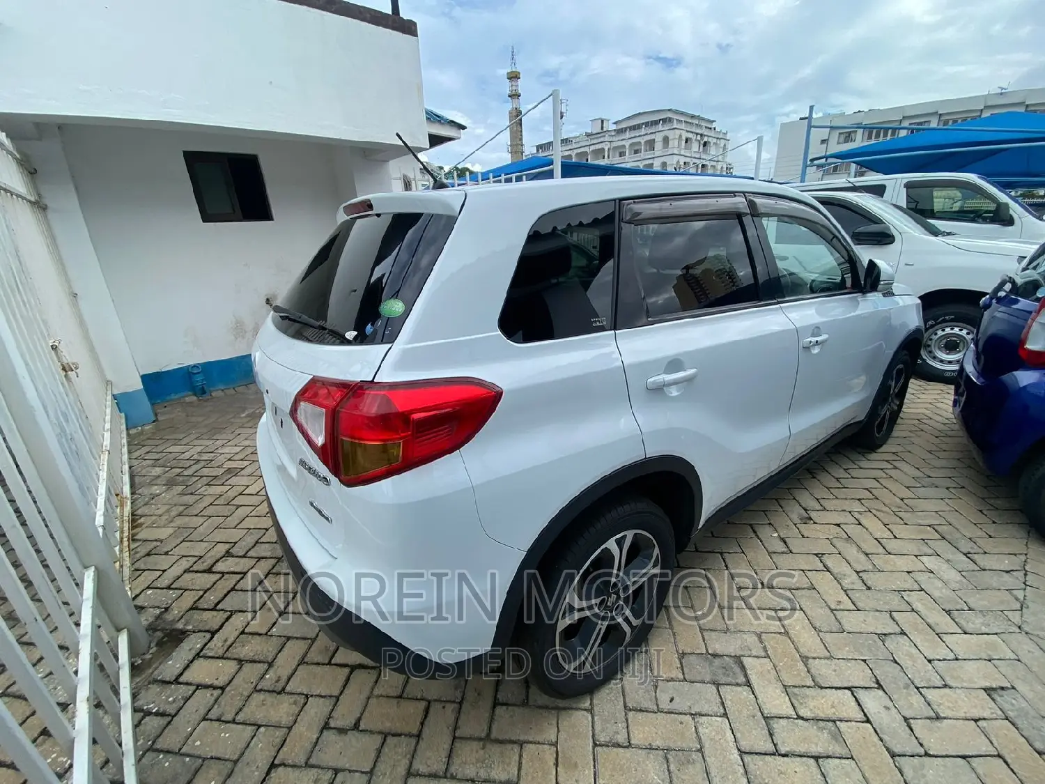 Suzuki Escudo 2016 Pearl