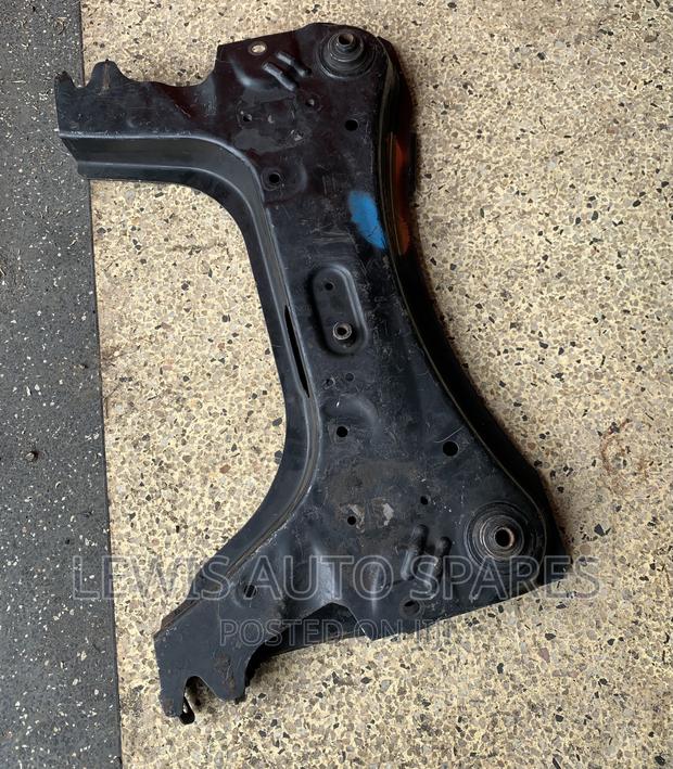 Craddle/ Cross Member Nissan Tiida Note - main view