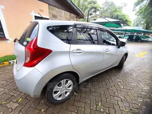 Nissan Note 2016 Silver