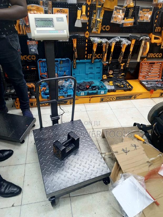 A12 Digital Weighing Scale - main view